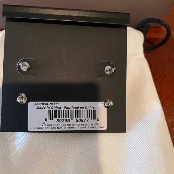 New Coach Signature C & Crystal Stud Earrings - Picture 3 of 5